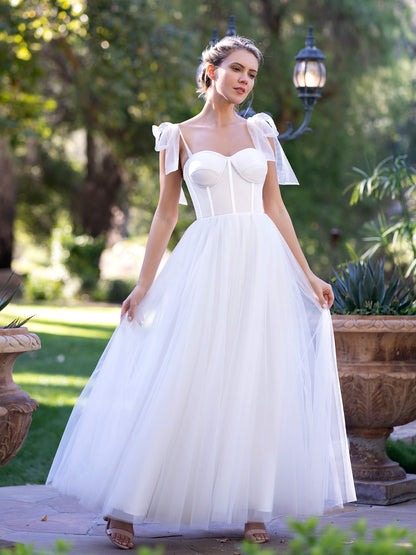 Bodenlanges Ballkleid mit Korsett, Tüllschleife und Spaghettiträgern