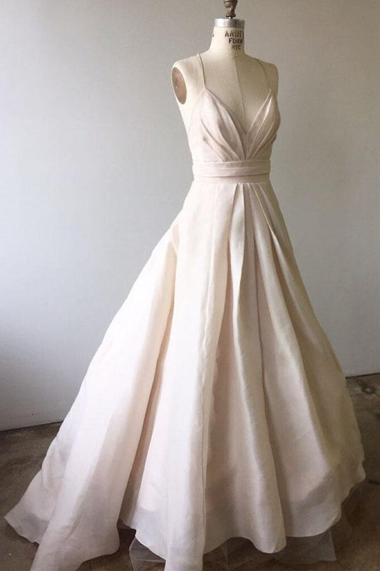 Langes Brautkleid in Elfenbein mit Spaghettiträgern und gekreuztem Rücken WD210