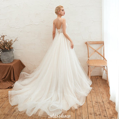 Spaghettiträger Tiefer V-Ausschnitt Brautkleid Tiefer Rücken Champagner Brautkleid