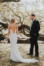 Vestidos de novia elegantes, bohemios, con tirantes finos, estilo sirena, espalda descubierta y escote en V para playa