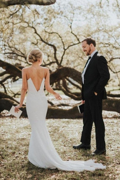 Spaghettiträger Hübsche Meerjungfrau Rückenfrei V-Ausschnitt Strand Einfache Boho Elegante Brautkleider 