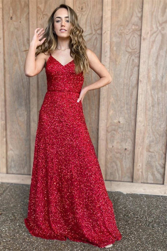 Langes Ballkleid mit Spaghettiträgern und roten Pailletten