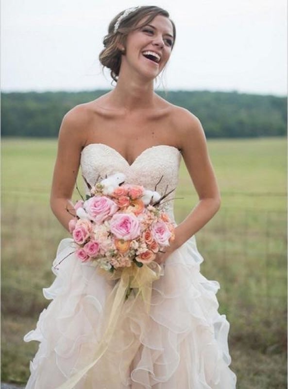 Vestidos de novia elegantes de playa de gasa con encaje blanco y tirantes finos