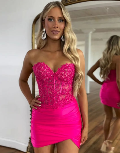 Vestido de fiesta ajustado con apliques de cuentas en color lila brillante