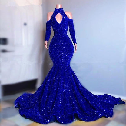Glitzerndes, bodenlanges Meerjungfrauen-Ballkleid mit langen Ärmeln