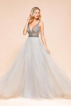 Funkelndes A-Linien-Abendkleid mit V-Ausschnitt und bodenlangem ärmellosem Hochzeitspartykleid