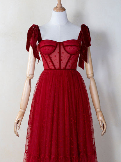 Maxi-Ballkleid aus gepunktetem Tüll mit Korsett