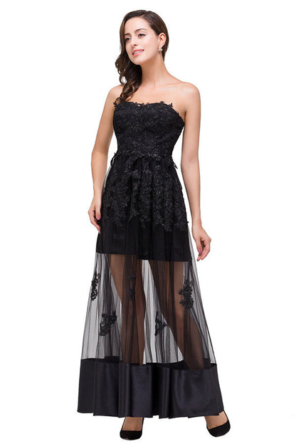 Trägerloses, knielanges A-Linien-Ballkleid mit Schnürung und schwarzen Applikationen