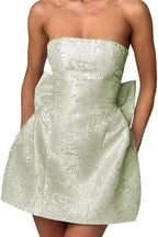 Minivestido elegante de satén fruncido sin mangas con estampado floral de jacquard y lazo para la fiesta de bienvenida