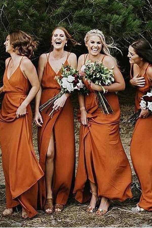 Vestido de dama de honor de gasa naranja con escote en V y tirantes finos BD064