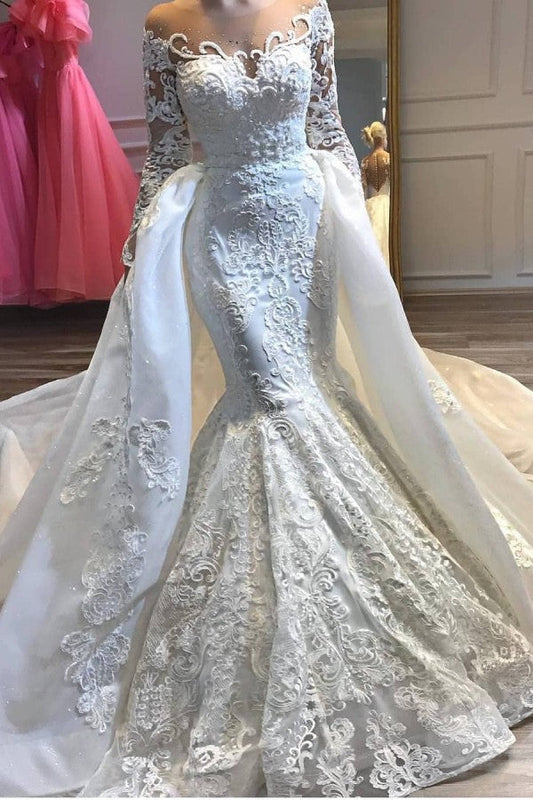 Atemberaubendes Brautkleid im Meerjungfrauen-Stil mit Rundhalsausschnitt und abnehmbarer Schleppe