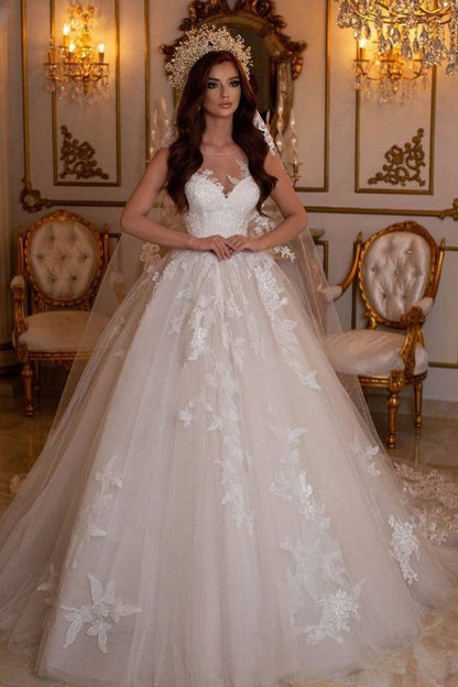 Atemberaubendes langes A-Linien-Bateau-Brautkleid aus Tüll mit Spitzenapplikationen