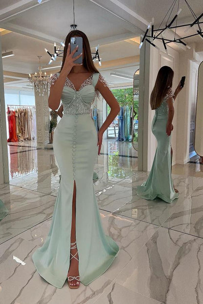 Atemberaubendes langes Meerjungfrau-Ballkleid aus Satin mit Herzausschnitt und Pailletten und Schlitz
