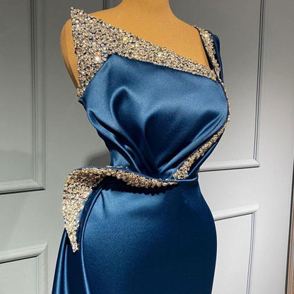 Atemberaubendes langes Meerjungfrauen-Ballkleid aus Stretch-Satin mit einer Schulter