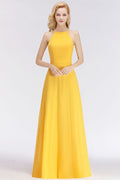 Elegantes vestidos de dama de honor amarillos de corte A, sin mangas, hasta el suelo y con cuello halter