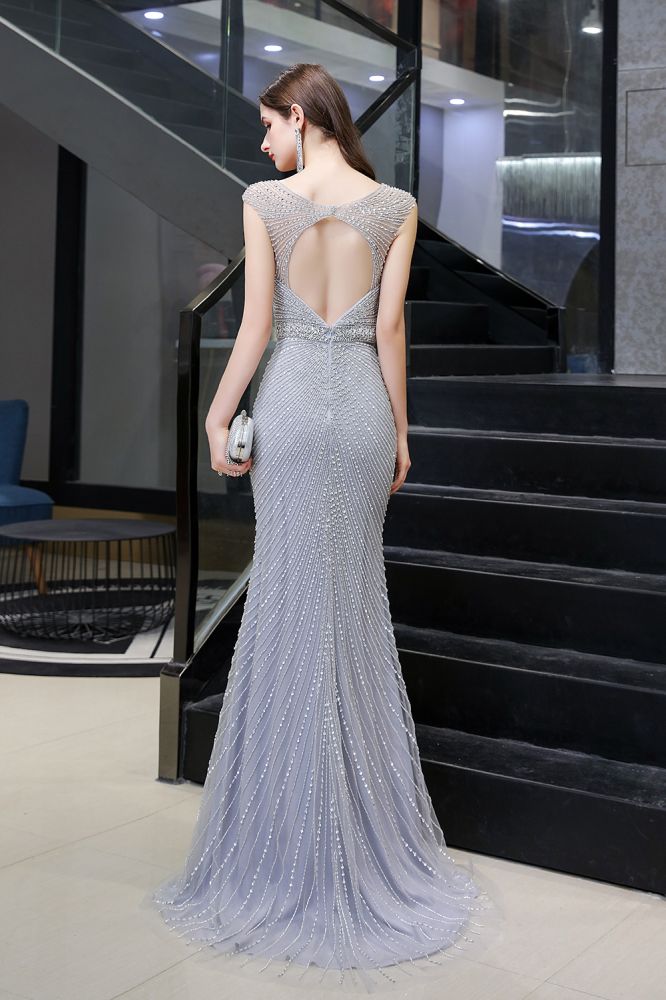 Stilvolles, tiefes, ärmelloses, mit Perlen verziertes, silbernes, schmales Meerjungfrau-Partykleid