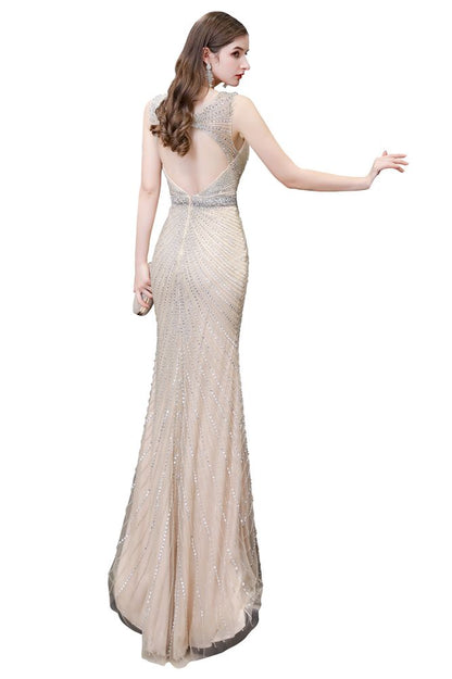 Stilvolles, tiefes, ärmelloses, mit Perlen verziertes, silbernes, schmales Meerjungfrau-Partykleid