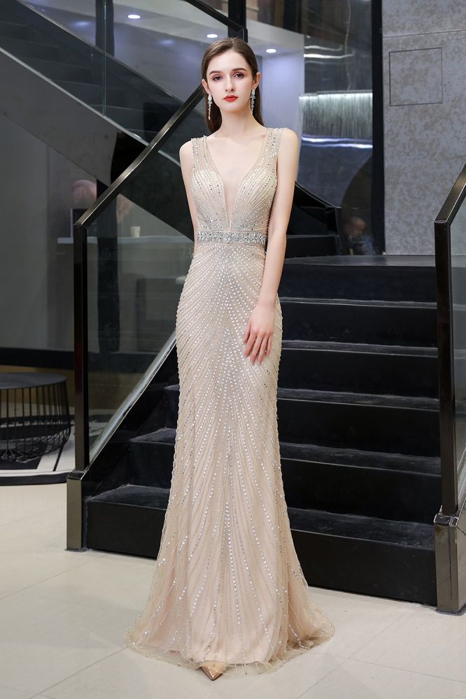 Stilvolles, tiefes, ärmelloses, mit Perlen verziertes, silbernes, schmales Meerjungfrau-Partykleid