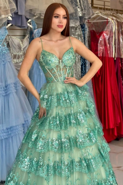 Stilvolles langes grünes A-Linien-Ballkleid mit Spaghettiträgern und Pailletten