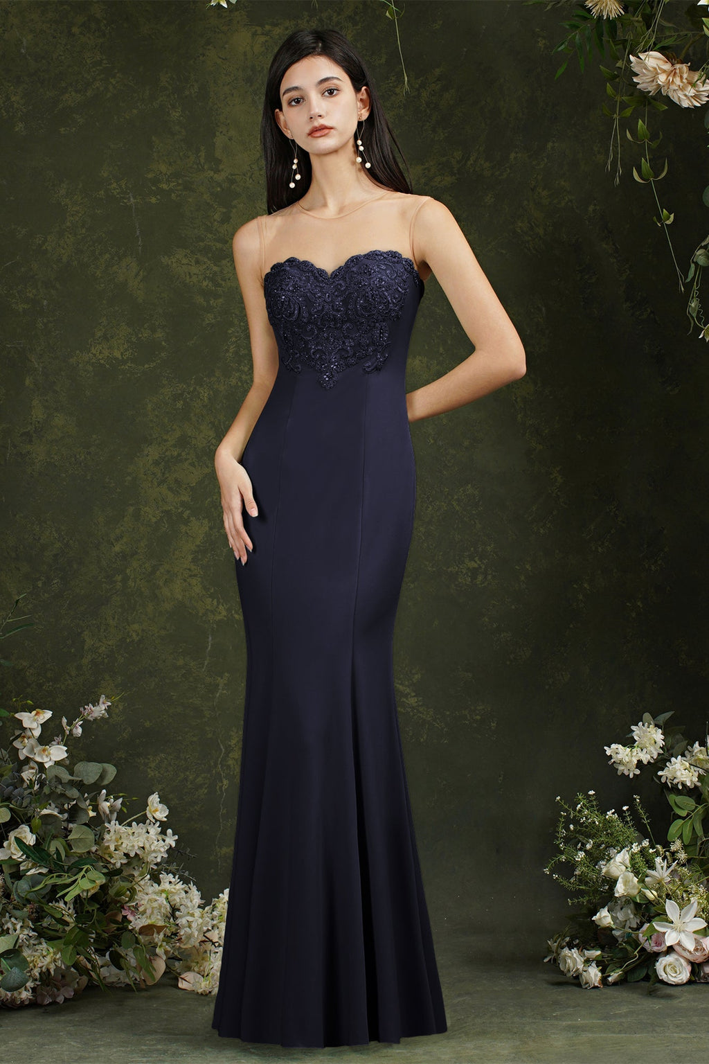 Langes Ballkleid im Meerjungfrau-Stil mit Herzausschnitt und Blumenspitze