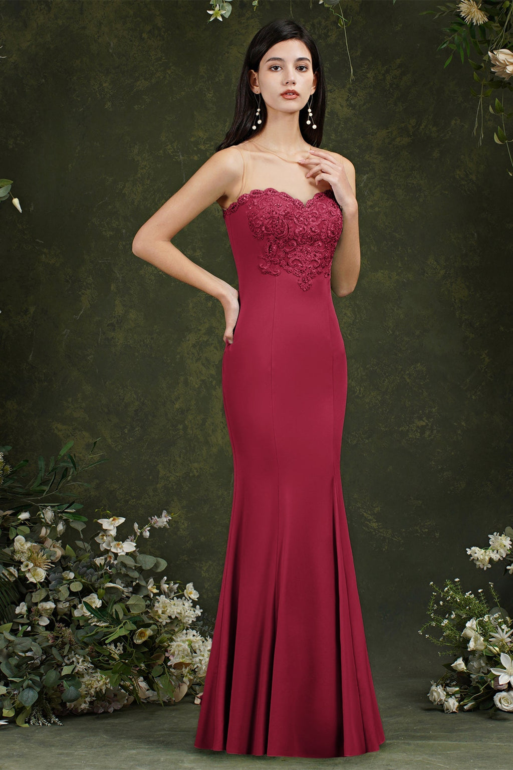 Langes Ballkleid im Meerjungfrau-Stil mit Herzausschnitt und Blumenspitze