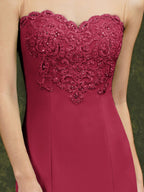 Langes Ballkleid im Meerjungfrau-Stil mit Herzausschnitt und Blumenspitze
