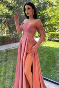Schlichtes, langes, schulterfreies A-Linien-Ballkleid mit Herzausschnitt und Schlitz
