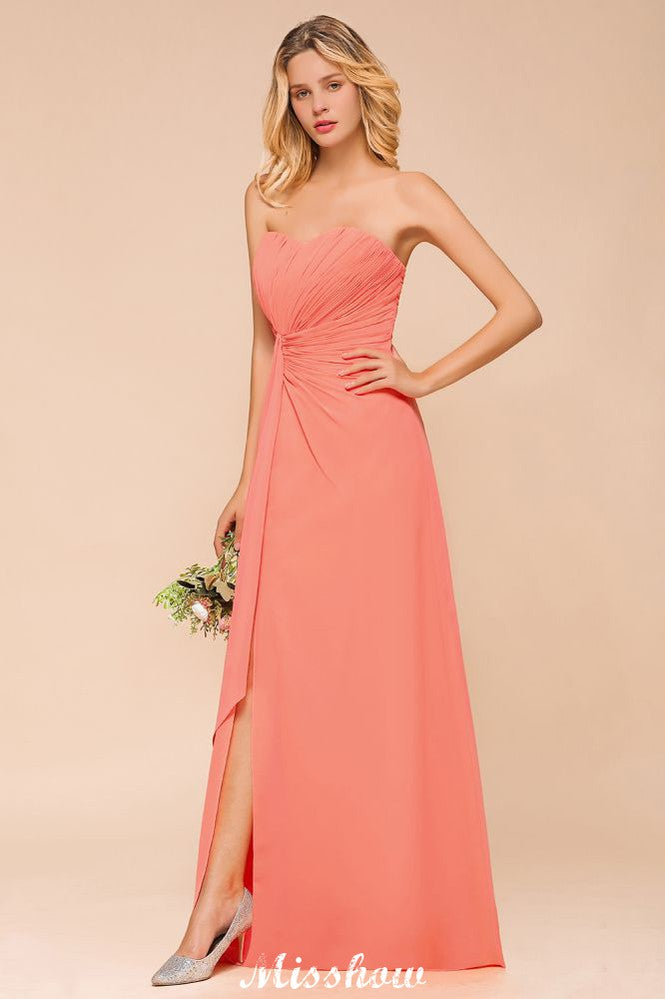 Vestido de dama de honor largo de gasa con volantes y escote corazón sin tirantes