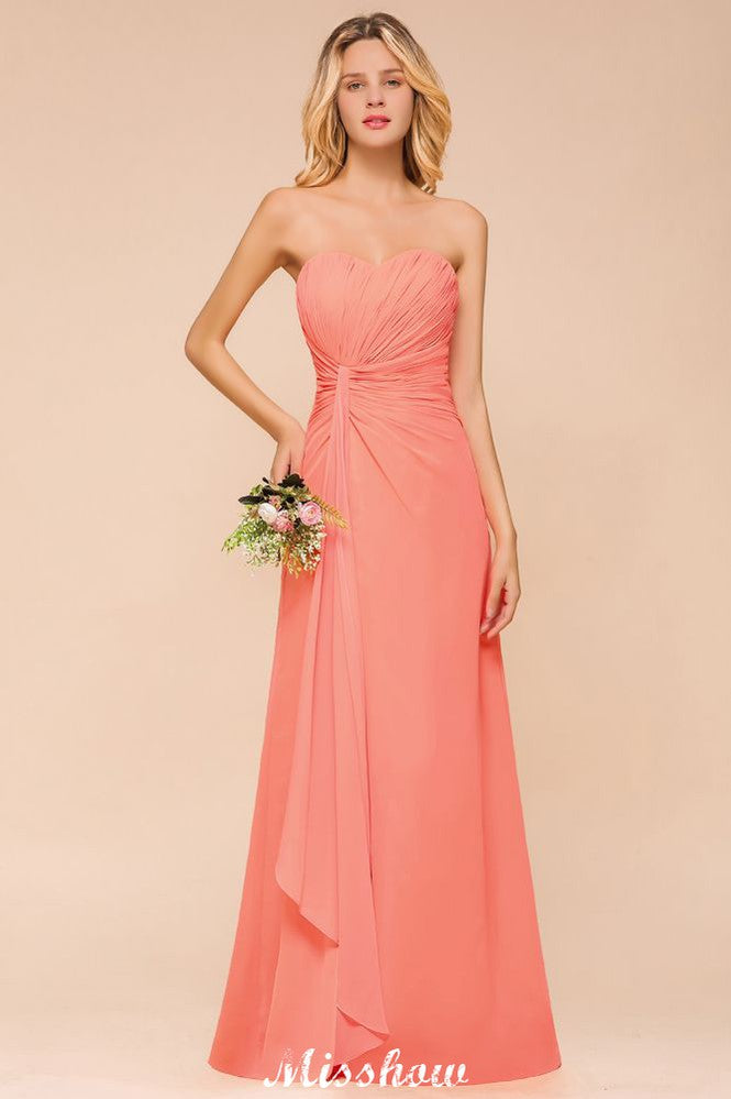 Vestido de dama de honor largo de gasa con volantes y escote corazón sin tirantes