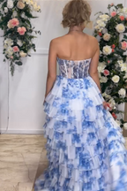 Tien | Vestido de fiesta largo con escote en forma de A y corsé de gasa con escote en forma de corazón y estampado floral azul