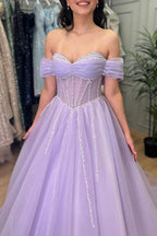 Tiffany | Vestido de fiesta de tul color lavanda con cuentas y corte en A, hombros descubiertos