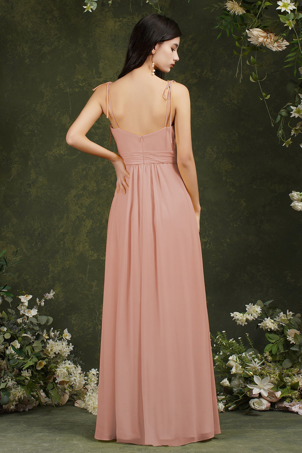 Vestido de fiesta Aline con tirantes finos de tul y abertura delantera