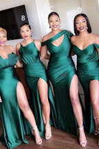 Vestido largo de dama de honor de satén elástico verde esmeralda, único, sin tirantes y con hombros descubiertos