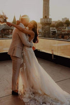 Vestidos de novia únicos con tirantes finos, sin mangas, corte columna, hasta el suelo, de encaje y apliques