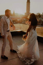 Vestidos de novia únicos con tirantes finos, sin mangas, corte columna, hasta el suelo, de encaje y apliques