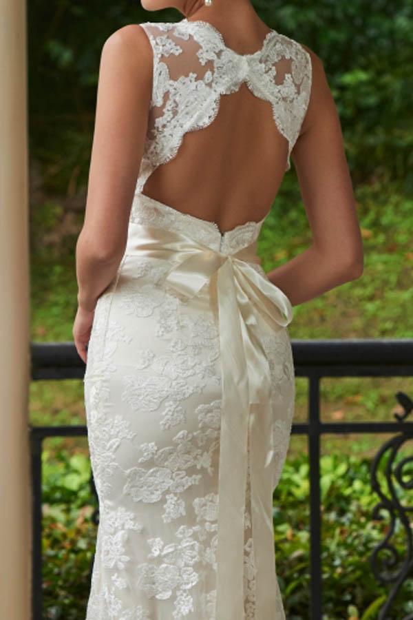 V-Neck Lace Zipper-Up Sheath Sweep Train Wedding Dress WD135
