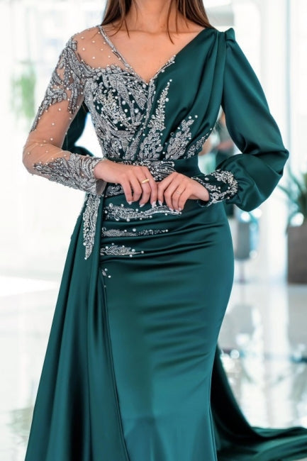 Vintage-Ballkleid im Meerjungfrau-Stil mit V-Ausschnitt und langen Ärmeln und Rüschen