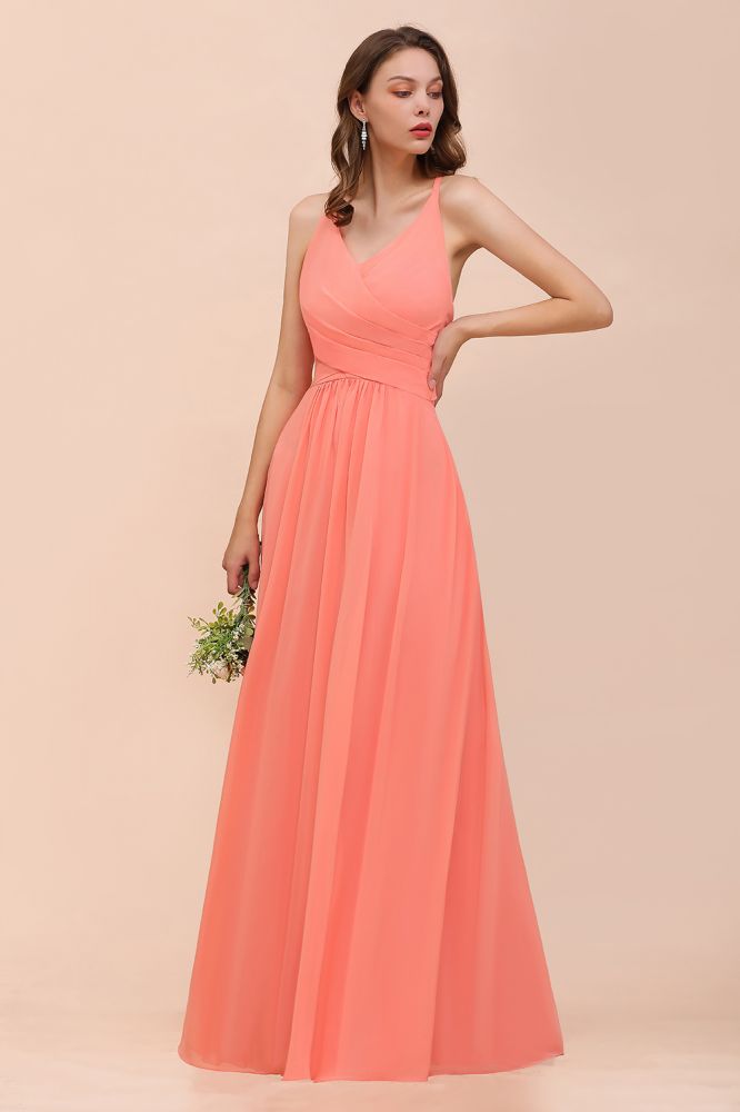 Vestido largo de dama de honor con escote en V y largo hasta el suelo en color sandía