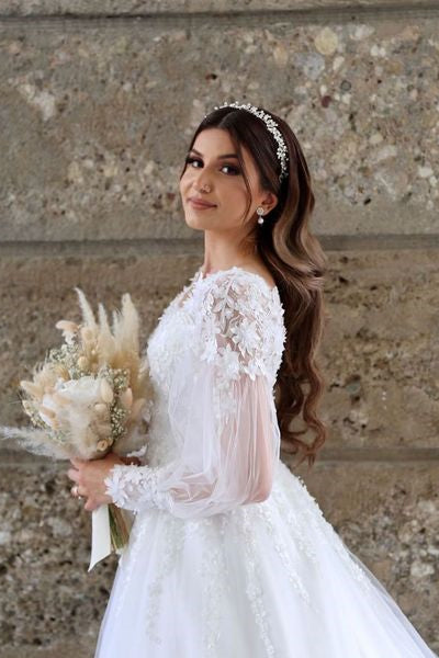 Vestido de novia blanco de tul con mangas largas y encaje, corte A