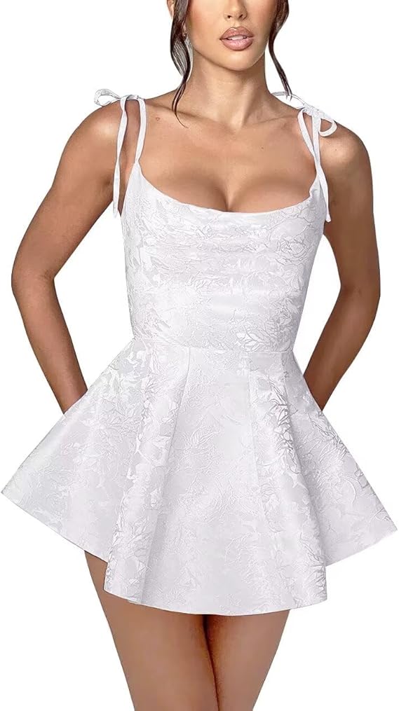Vestido de fiesta corto de satén sin mangas con tirantes finos y corte en A para el regreso a casa. Vestidos de fiesta de jacquard.