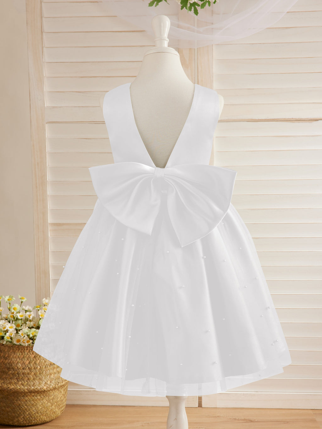 Vestido de niña de las flores de satén, tul y hasta la rodilla, estilo princesa