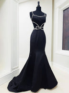 Windsor | Vestido de fiesta largo de sirena con escote redondo, cuentas y lazo