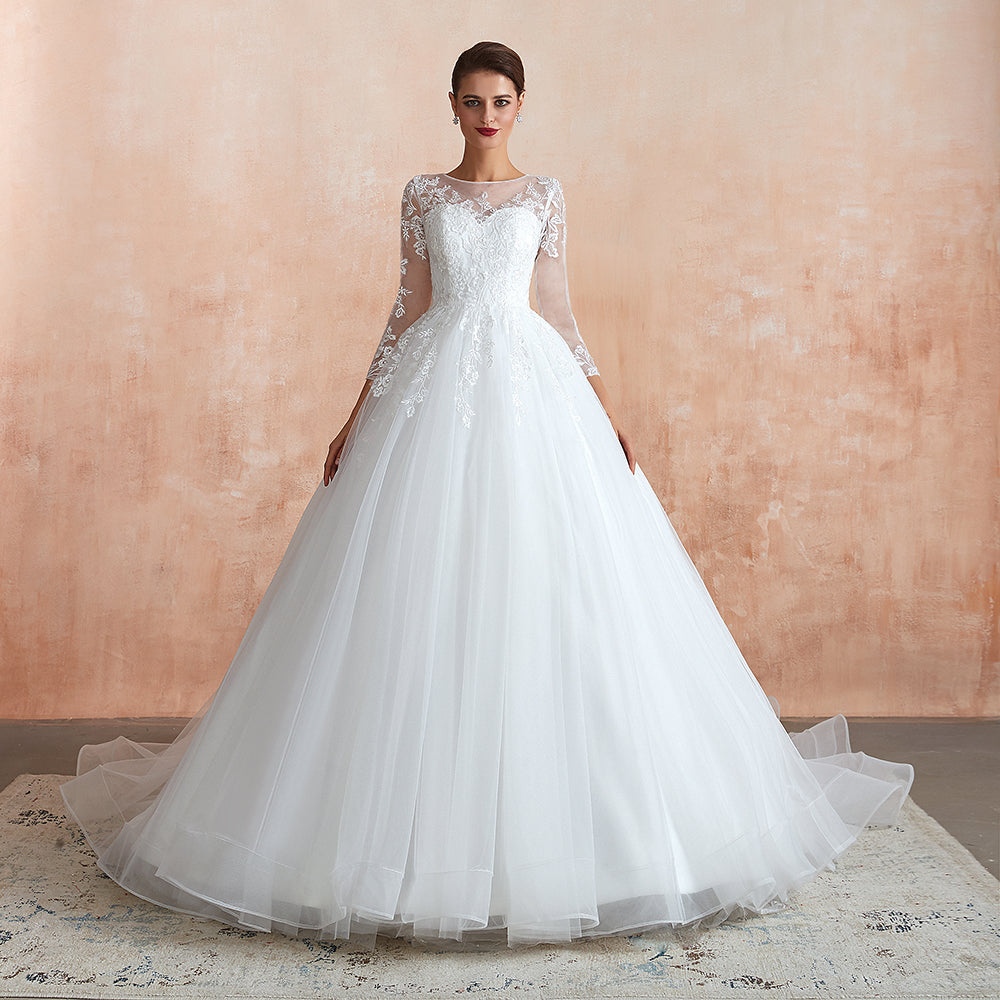 Wunderschönes langes A-Linien-Brautkleid aus Tüll mit Applikationen und Ärmeln