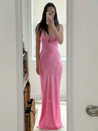 Yamileth | Vestido de fiesta largo de satén rosa con escote redondo