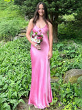Yamileth | Vestido de fiesta largo de satén rosa con escote redondo