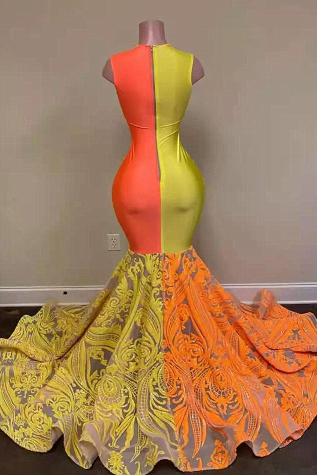 Gelbes und oranges Meerjungfrau-Abschlussballkleid mit Spitze, lang