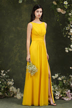 Vestido de dama de honor amarillo de corte barco, de gasa, con volantes, abertura hasta el suelo y bolsillos